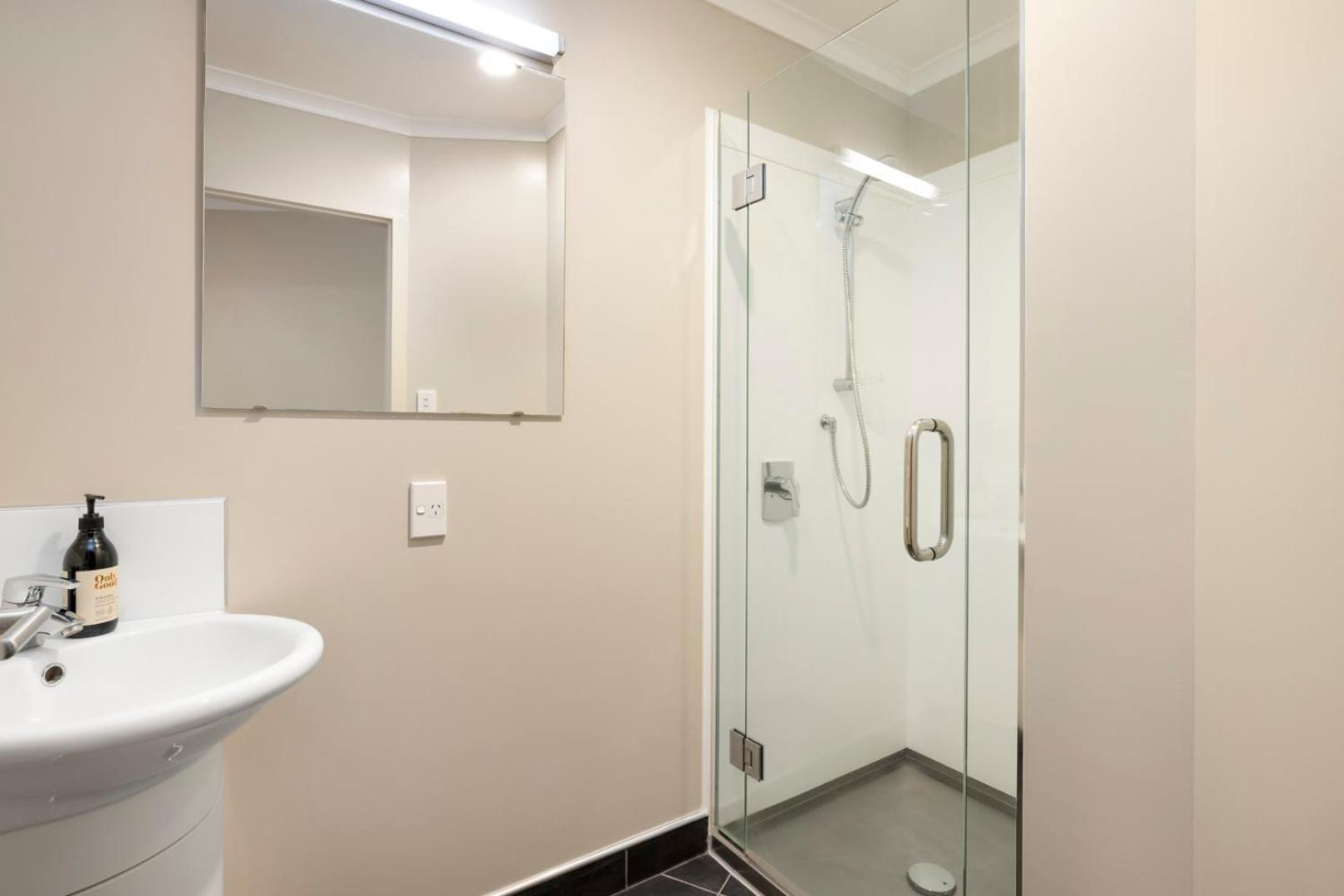 Pacific Escape - Downtown, Beach & Sea Views Mount Maunganui Zewnętrze zdjęcie