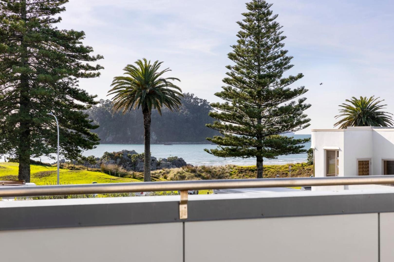 Pacific Escape - Downtown, Beach & Sea Views Mount Maunganui Zewnętrze zdjęcie
