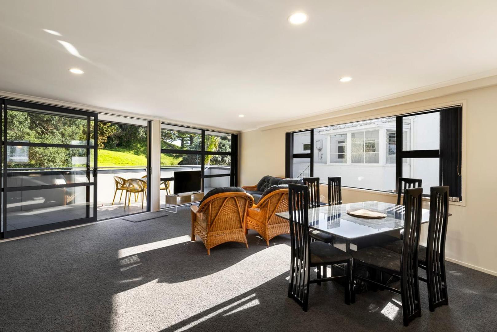 Pacific Escape - Downtown, Beach & Sea Views Mount Maunganui Zewnętrze zdjęcie